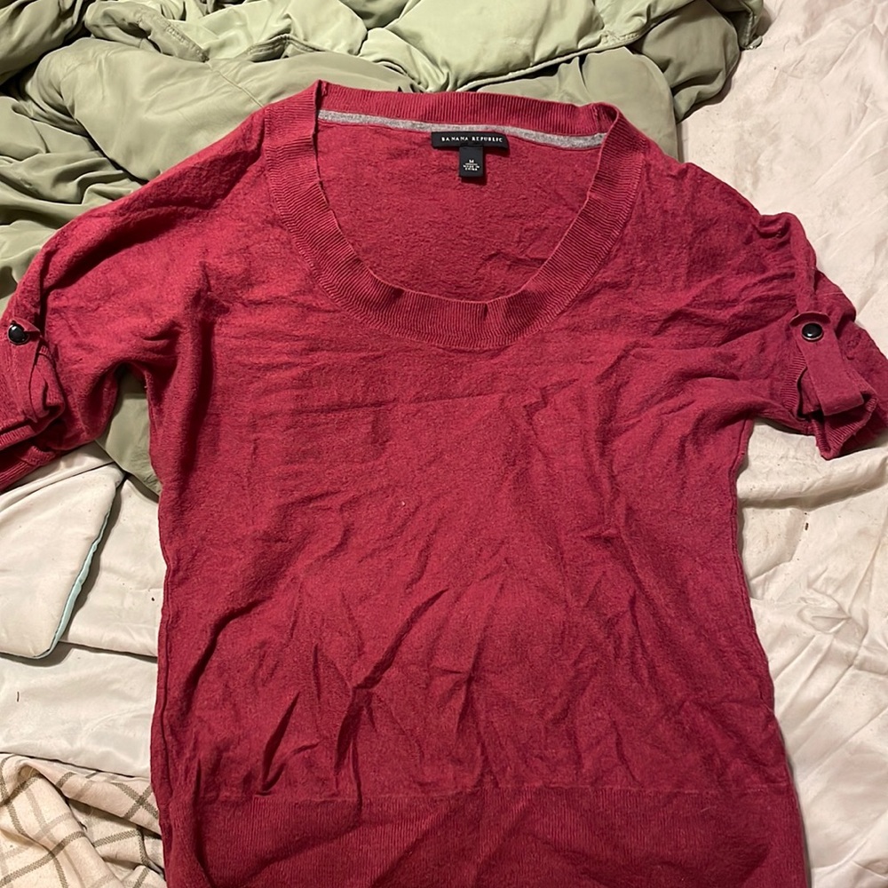 Dark red short sleeve top